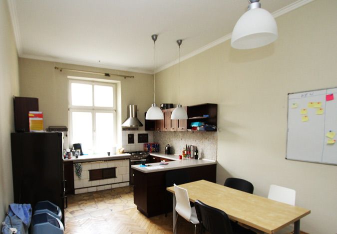 cloudverticalkitchen