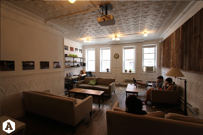 kickstarter-office-lounge